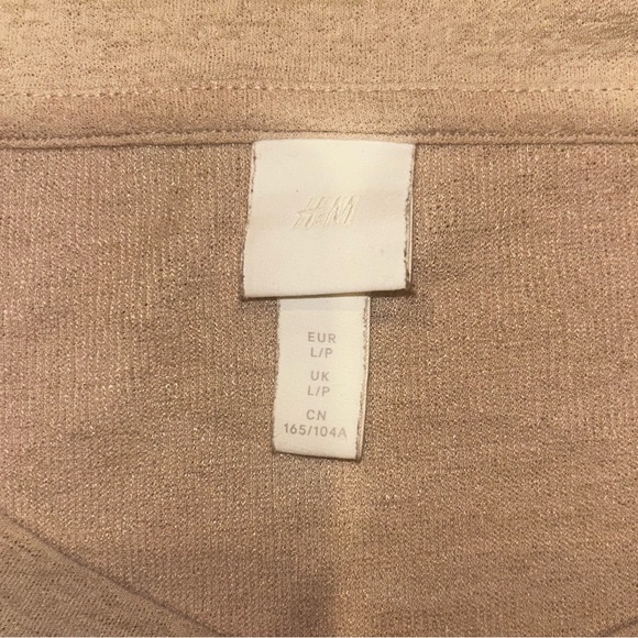 H&M Beige Long Sleeve Top Size Large - Picture 2 of 5